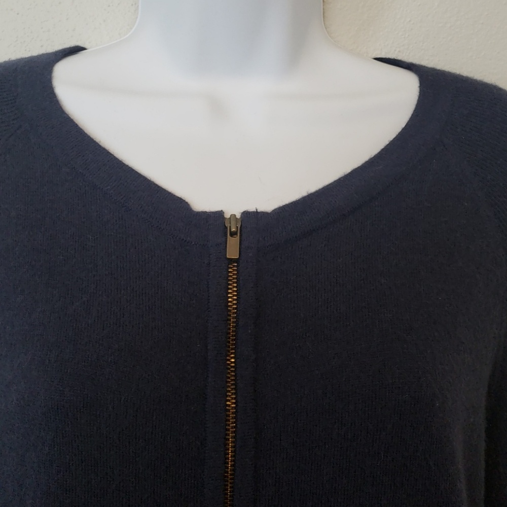 BANANA REPUBLIC zip up top - Picture 2 of 4